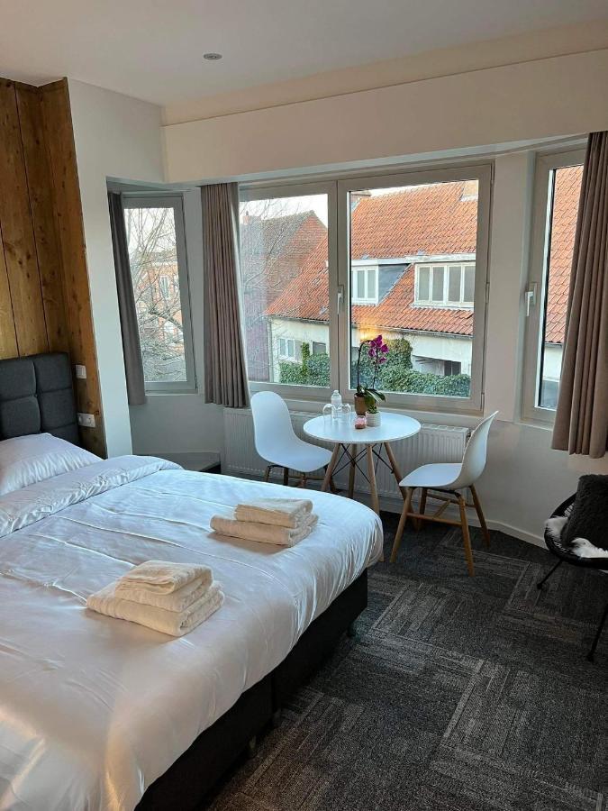 Prachtige Kamer In Centrum Brugge Met Badkamer ! Exteriör bild