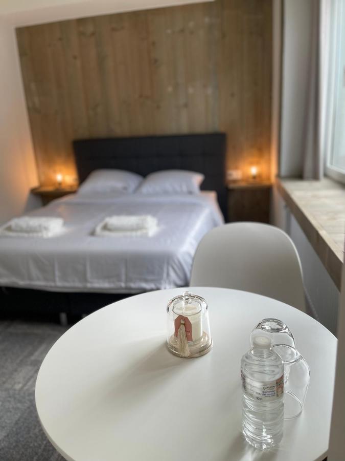 Prachtige Kamer In Centrum Brugge Met Badkamer ! Exteriör bild