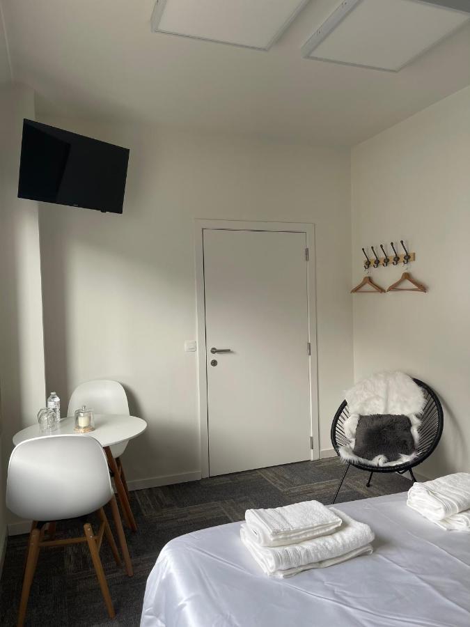 Prachtige Kamer In Centrum Brugge Met Badkamer ! Exteriör bild
