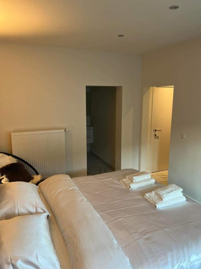 Prachtige Kamer In Centrum Brugge Met Badkamer ! Exteriör bild